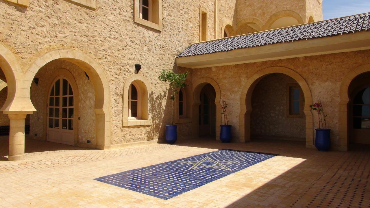 אסאוירה Villa Habibi מראה חיצוני תמונה
