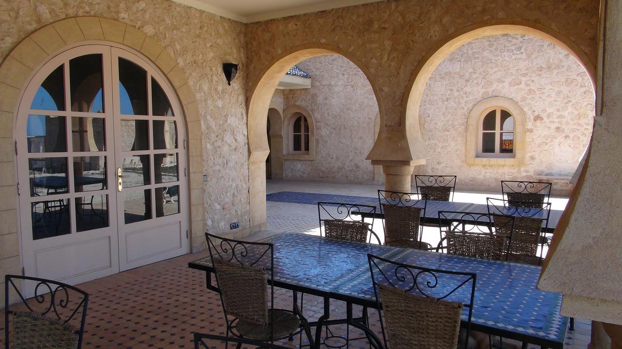 אסאוירה Villa Habibi מראה חיצוני תמונה